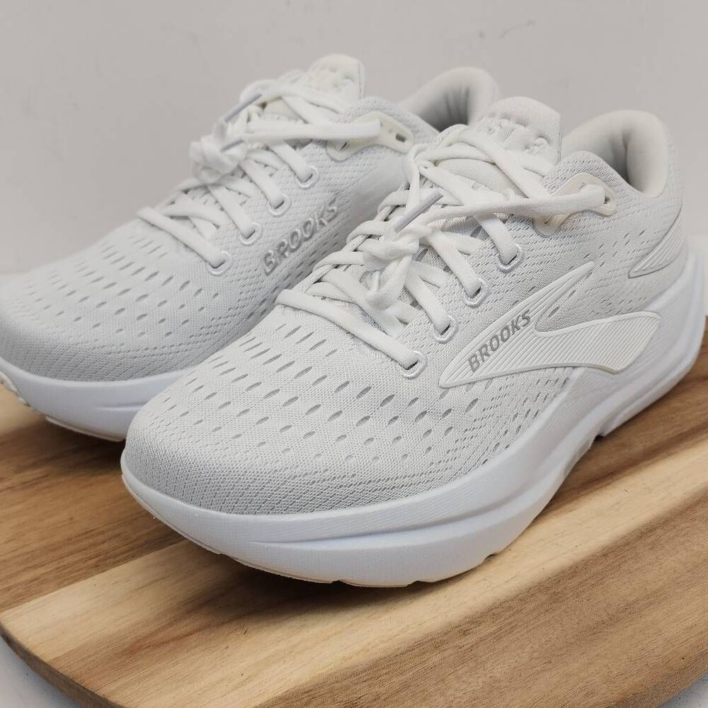 Brooks Women's Ghost Max 3 Run / Walk shoe Size 8 White - Picture 7 of 10